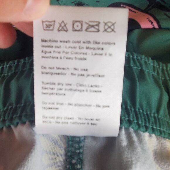 Neff Green Peace Mushroom Print Swim Trunks Size medium - Picture 8 of 8